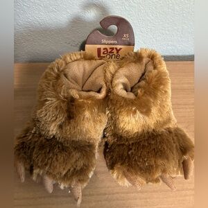 Lazy One Brown Bear Paw Slippers kids size 5-8 xsmall NWT Christmas gift